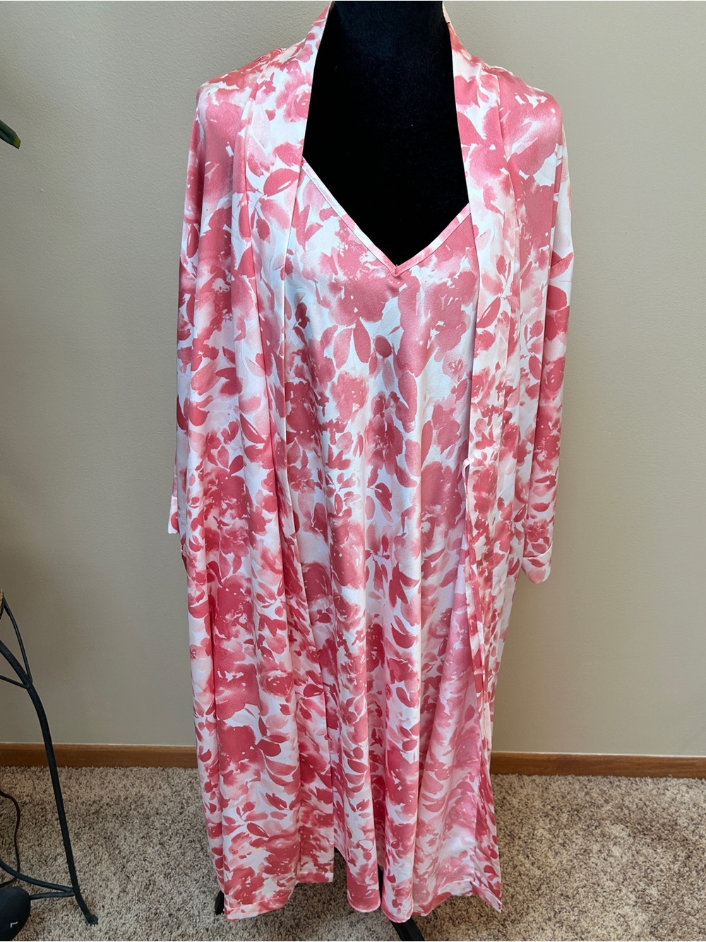 Cabernet by Sleep Sense Coral Pink Floral Slip Nightdress with Matching Robe